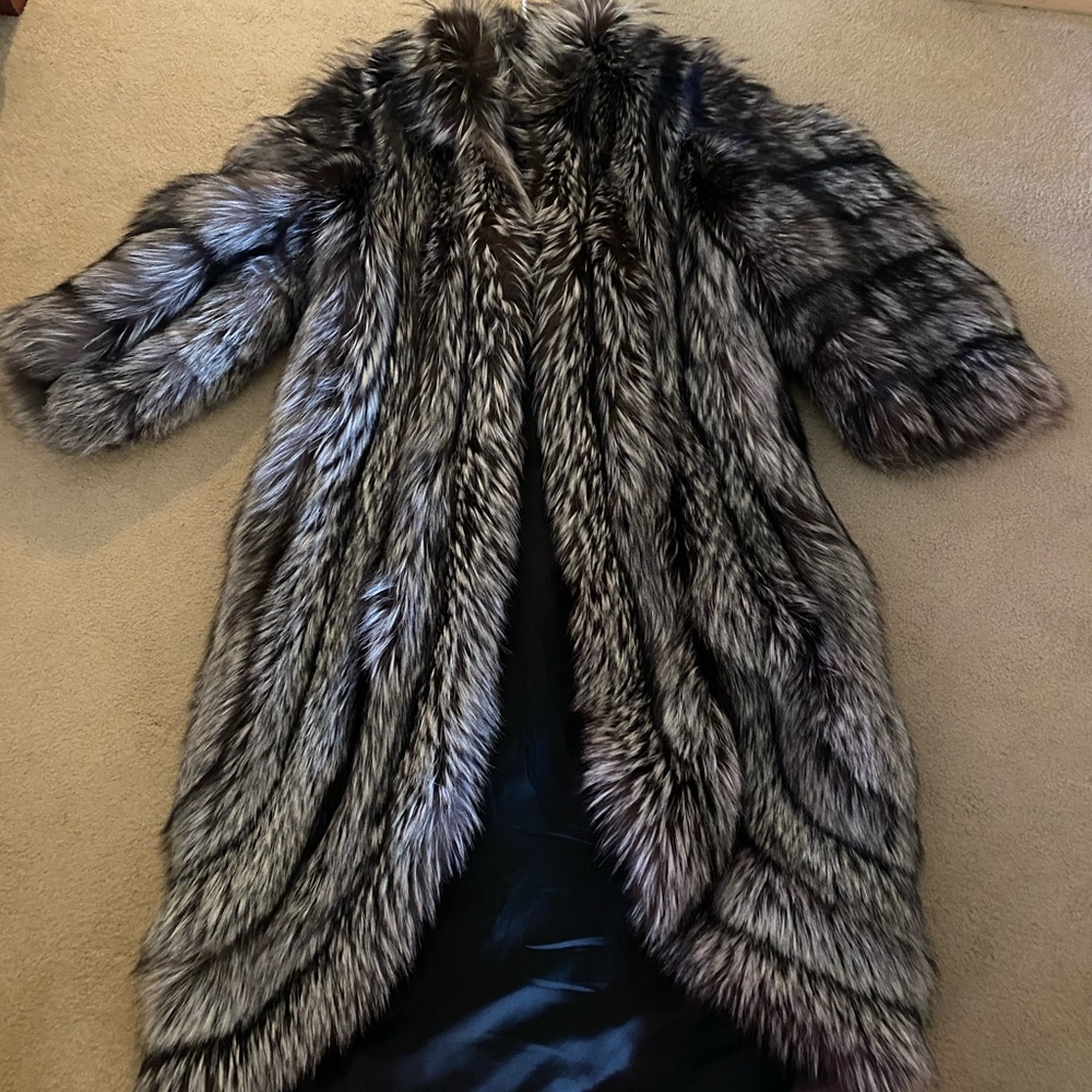 Absolutely beautiful fox fur full length coat